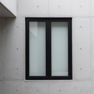 Janela de correr de alumínio com estrutura de 1,2 mm à prova de som, design moderno